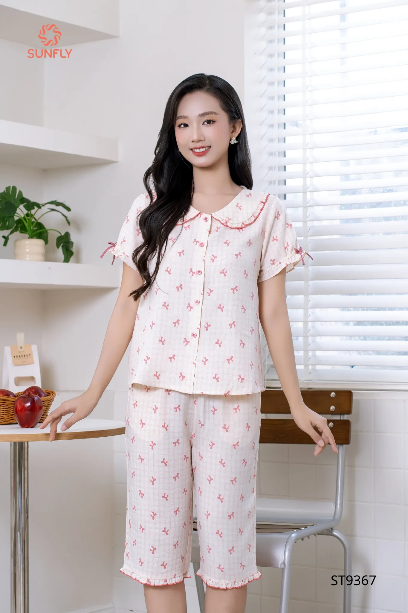 Bộ pijama nữ đũi vân mây áo cộc quần ngố ST9367