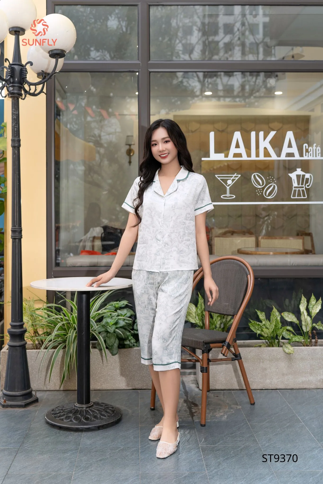 Bộ pijama nữ lụa latin HT độc quyền áo cộc quần ngố ST9370
