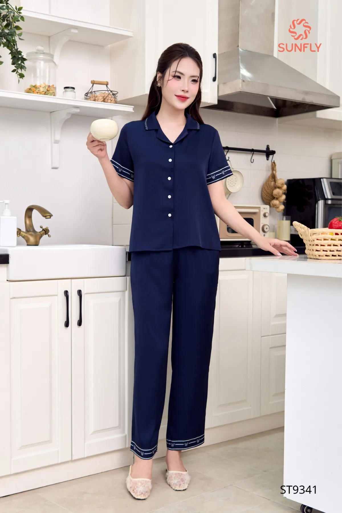 Bộ pijama nữ lụa latin áo cộc quần dài ST9341