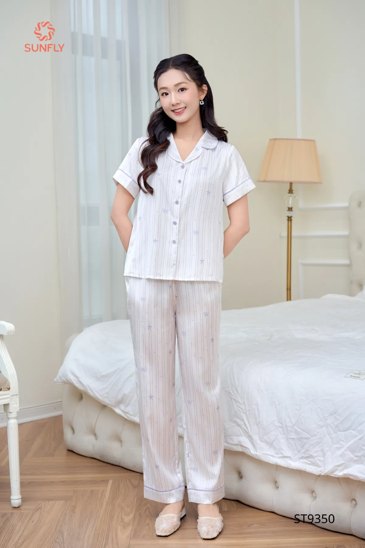 Bộ pijama nữ lụa latin áo cộc quần dài ST9350 M ht sao hoa tím