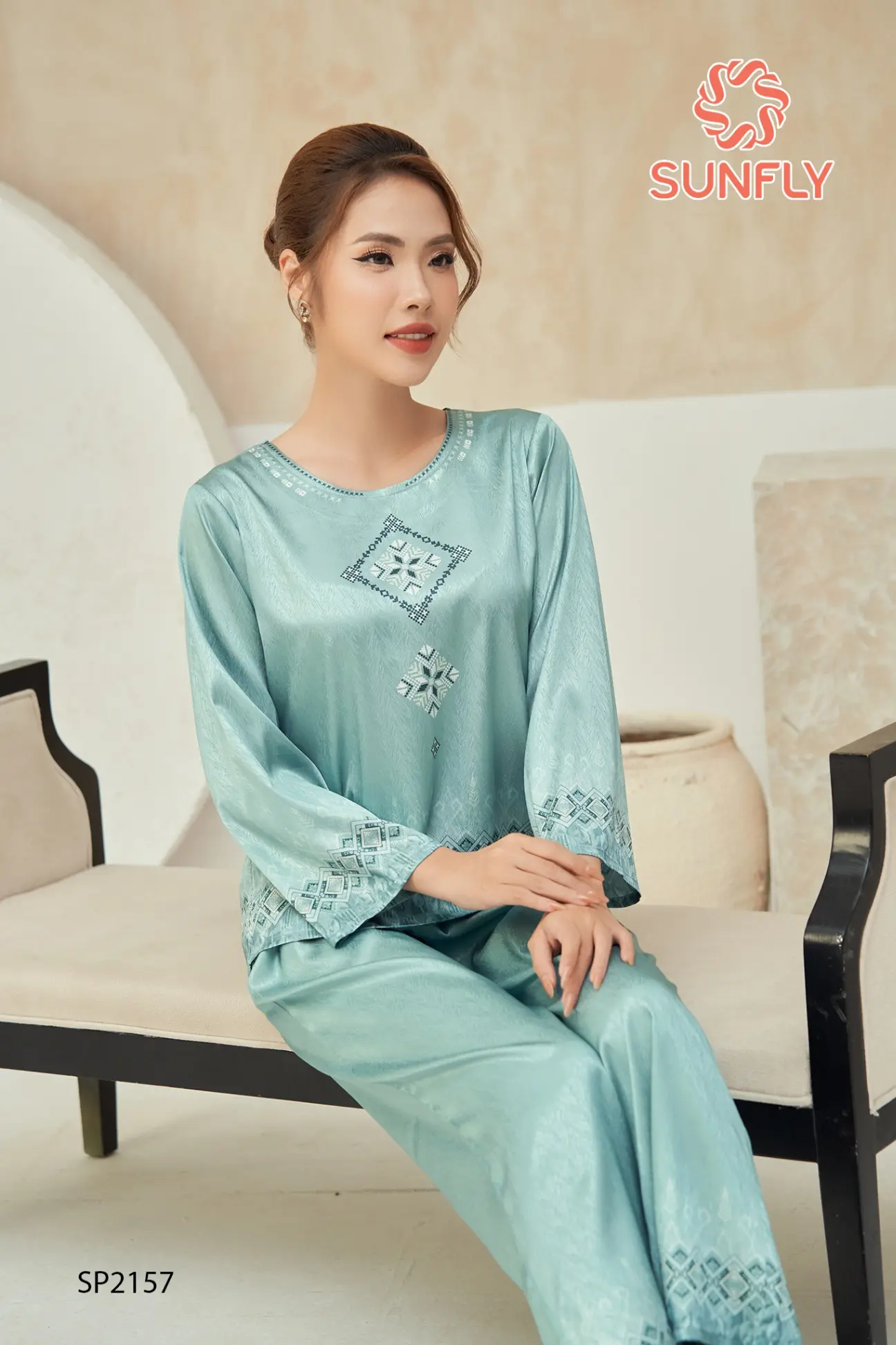 Đồ bộ mặc nhà lụa gấm áo tay lỡ dài quần dài SP2157
