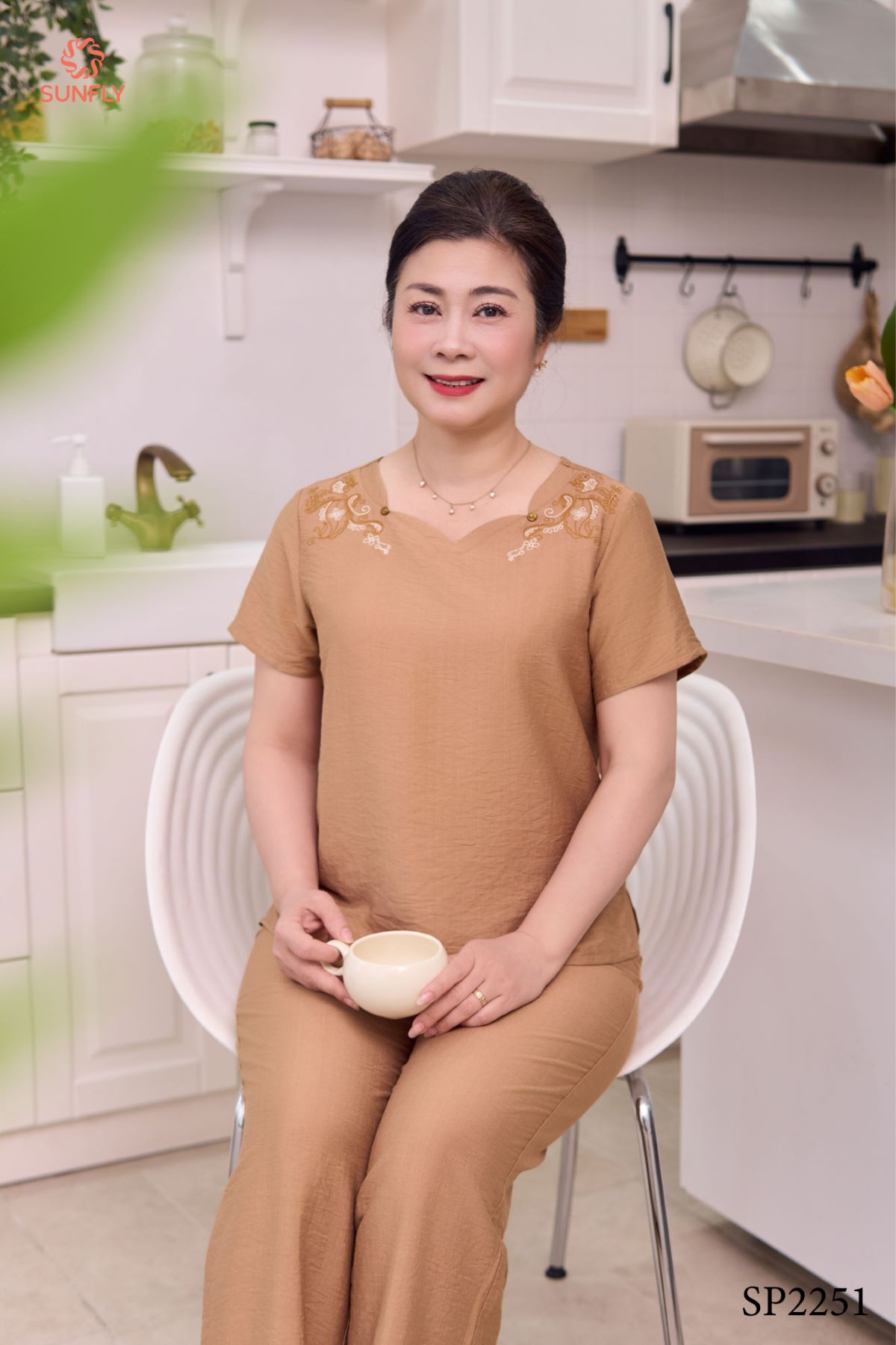 Đồ bộ mặc nhà nữ linen áo cộc quần dài SP2251 L nâu sữa