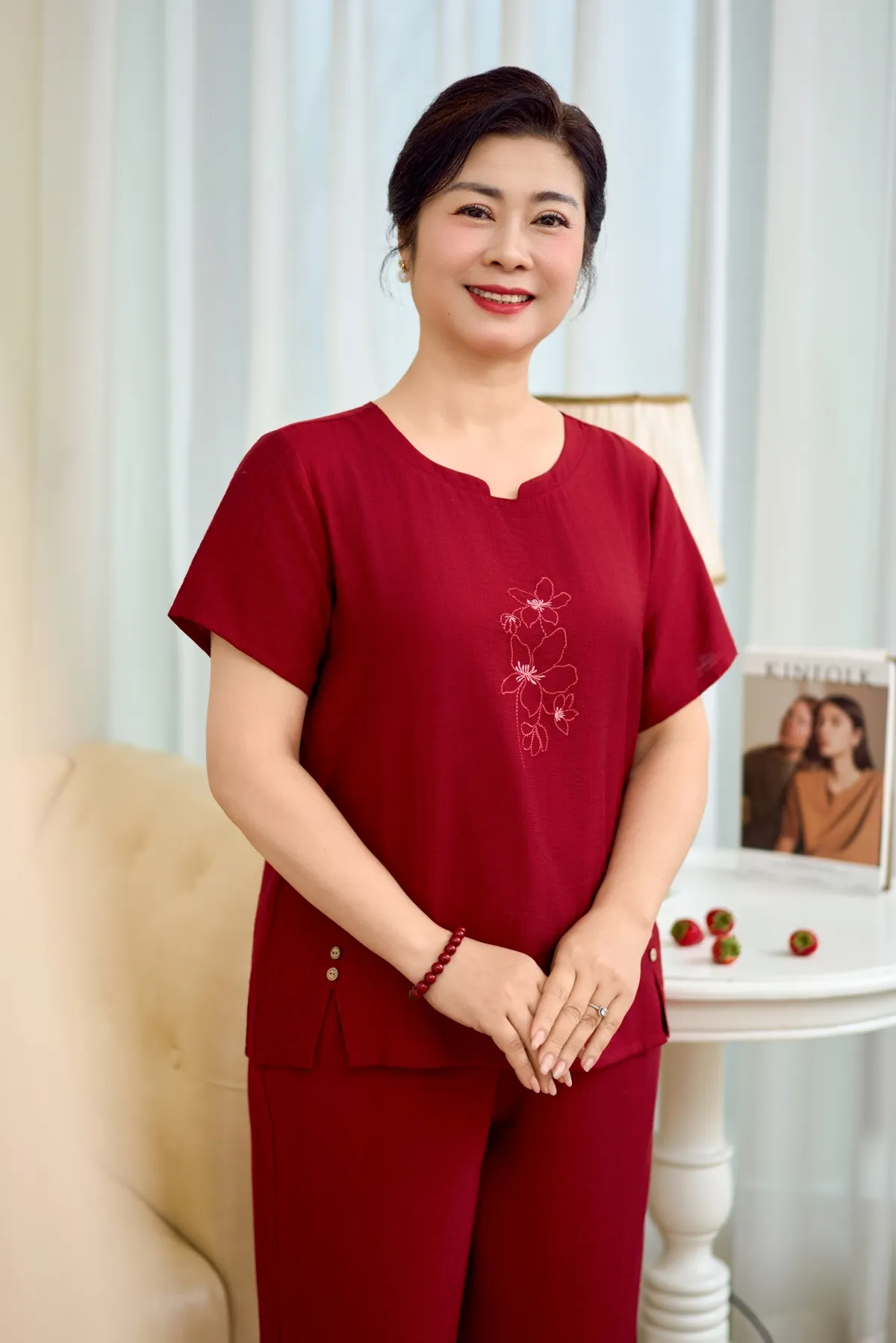Đồ bộ mặc nhà nữ linen áo cộc quần ngố SP2256 L đỏ đậm
