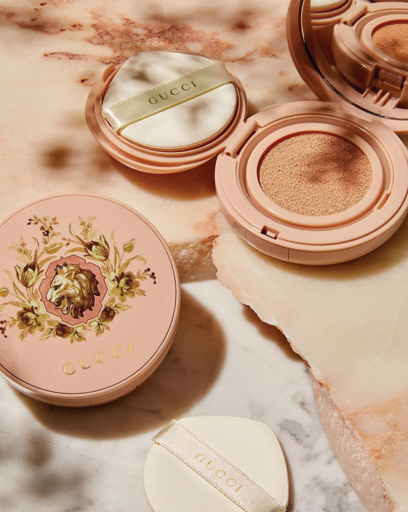 Phấn Nước Gucci Beauty Cushion De Beaute Foundation SPF22