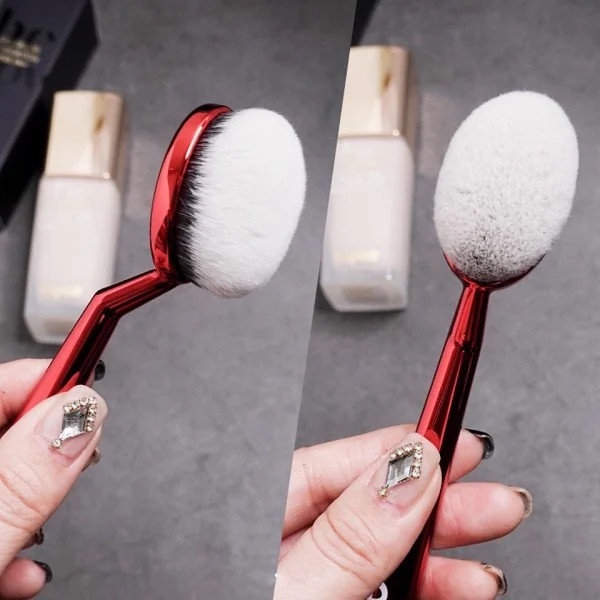 Cọ đánh kem nền Espoir Super Definition Face Brush - đen