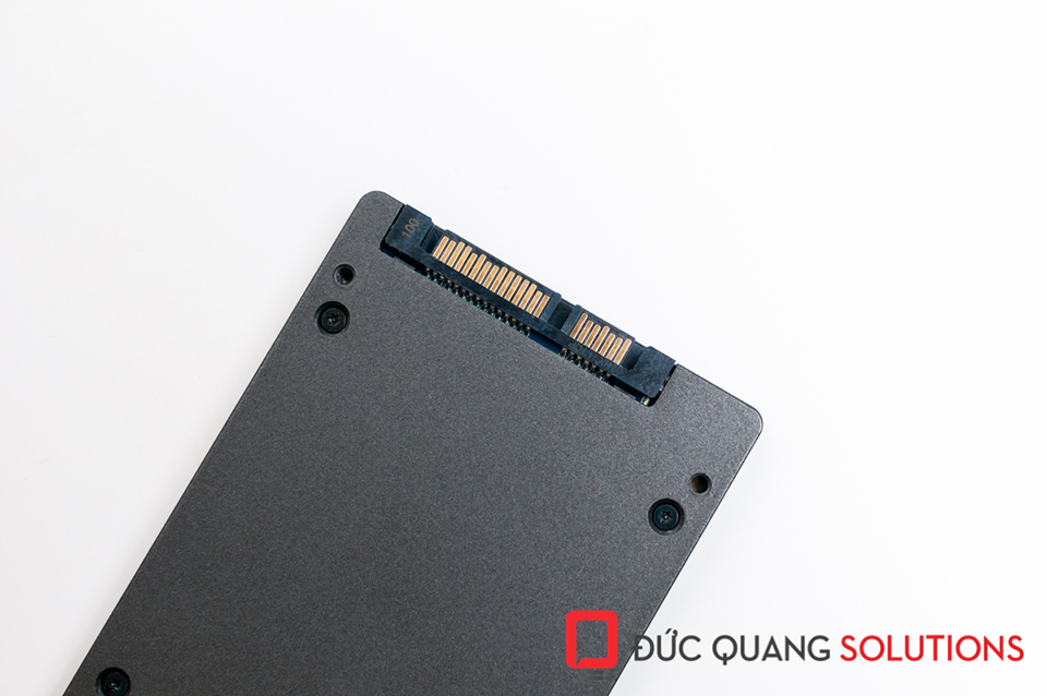 Ổ cứng ssd kingston 100gb e50