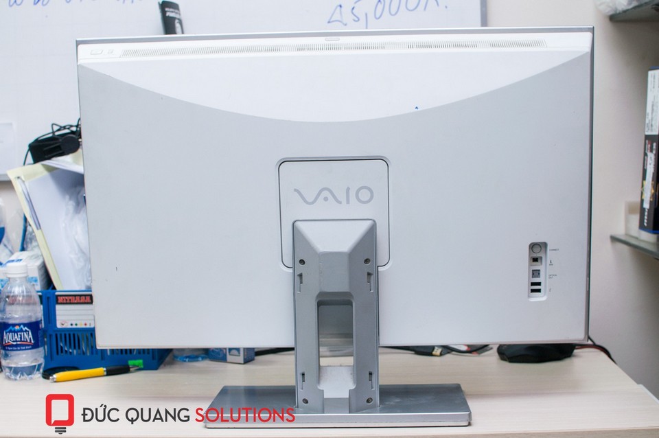 AIO-Sony Vaio Type L 24 inch VGC-LV50DB