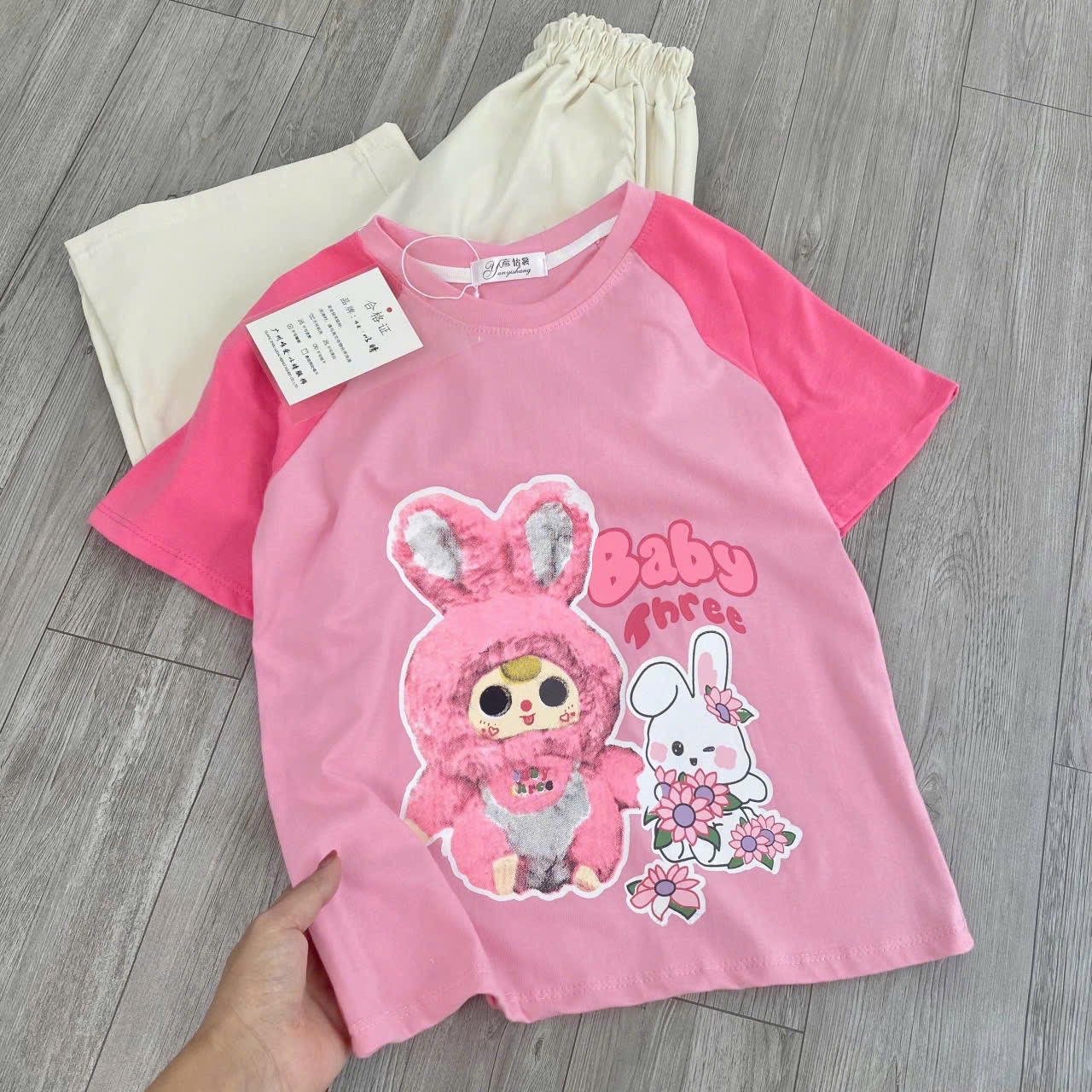 BỘ CỘC HỒNG BABY THREE MIX QUẦN GIÓ TÚI HỘP