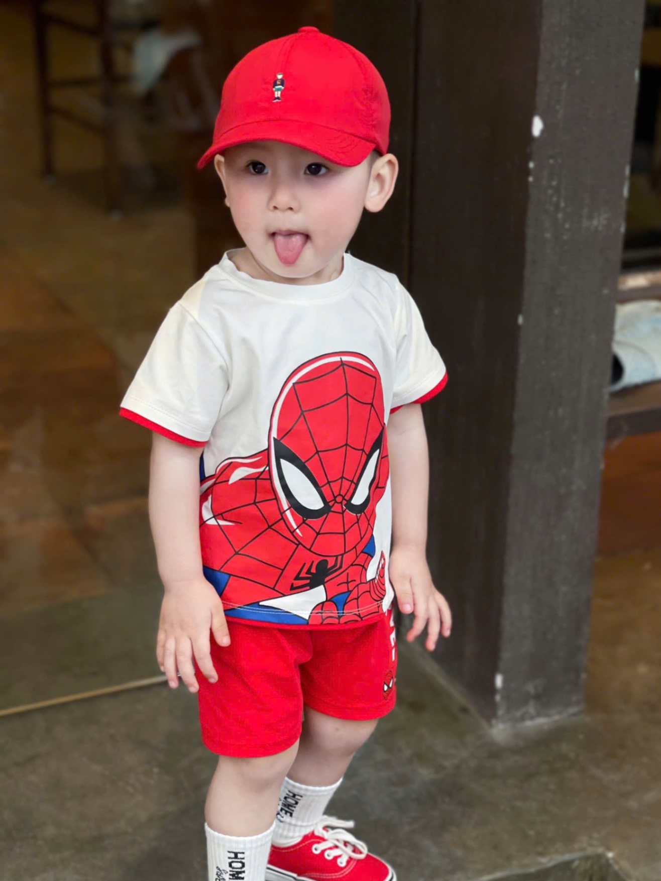SET 2 BỘ ĐÙI NGƯỜI NHỆN TRẮNG ĐỎ BT