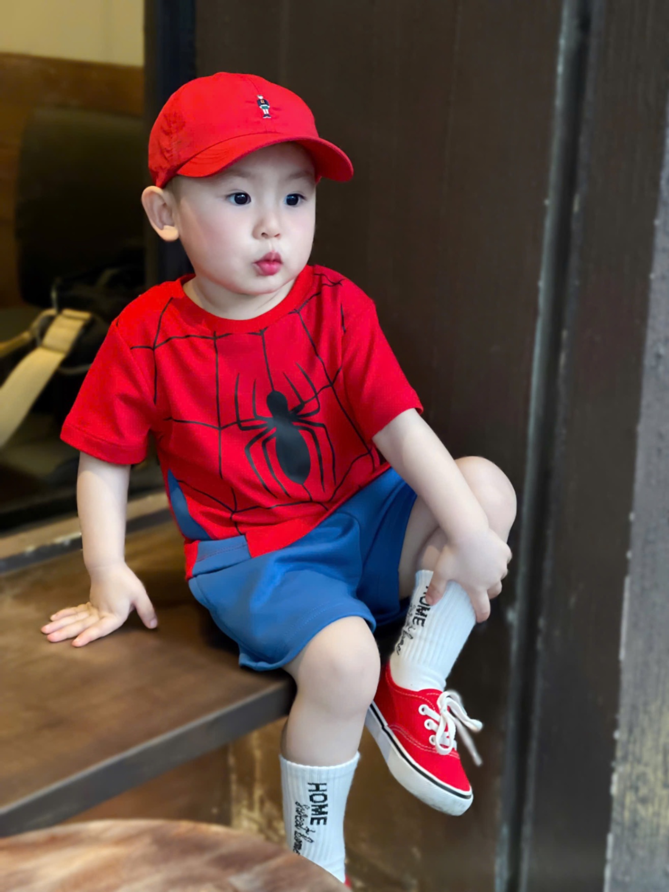 SET 2 BỘ ĐÙI NGƯỜI NHỆN TRẮNG ĐỎ BT