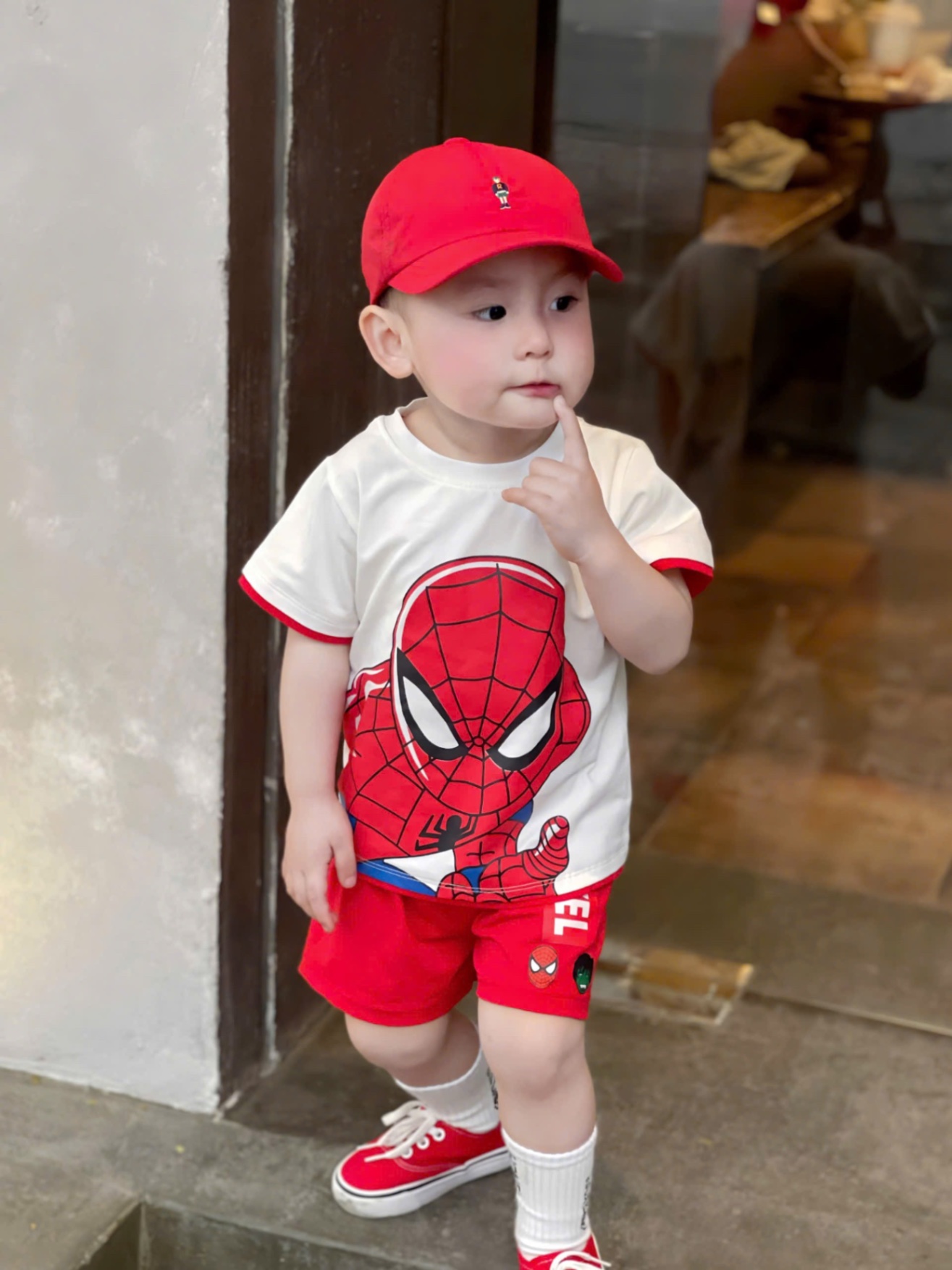 SET 2 BỘ ĐÙI NGƯỜI NHỆN TRẮNG ĐỎ BT