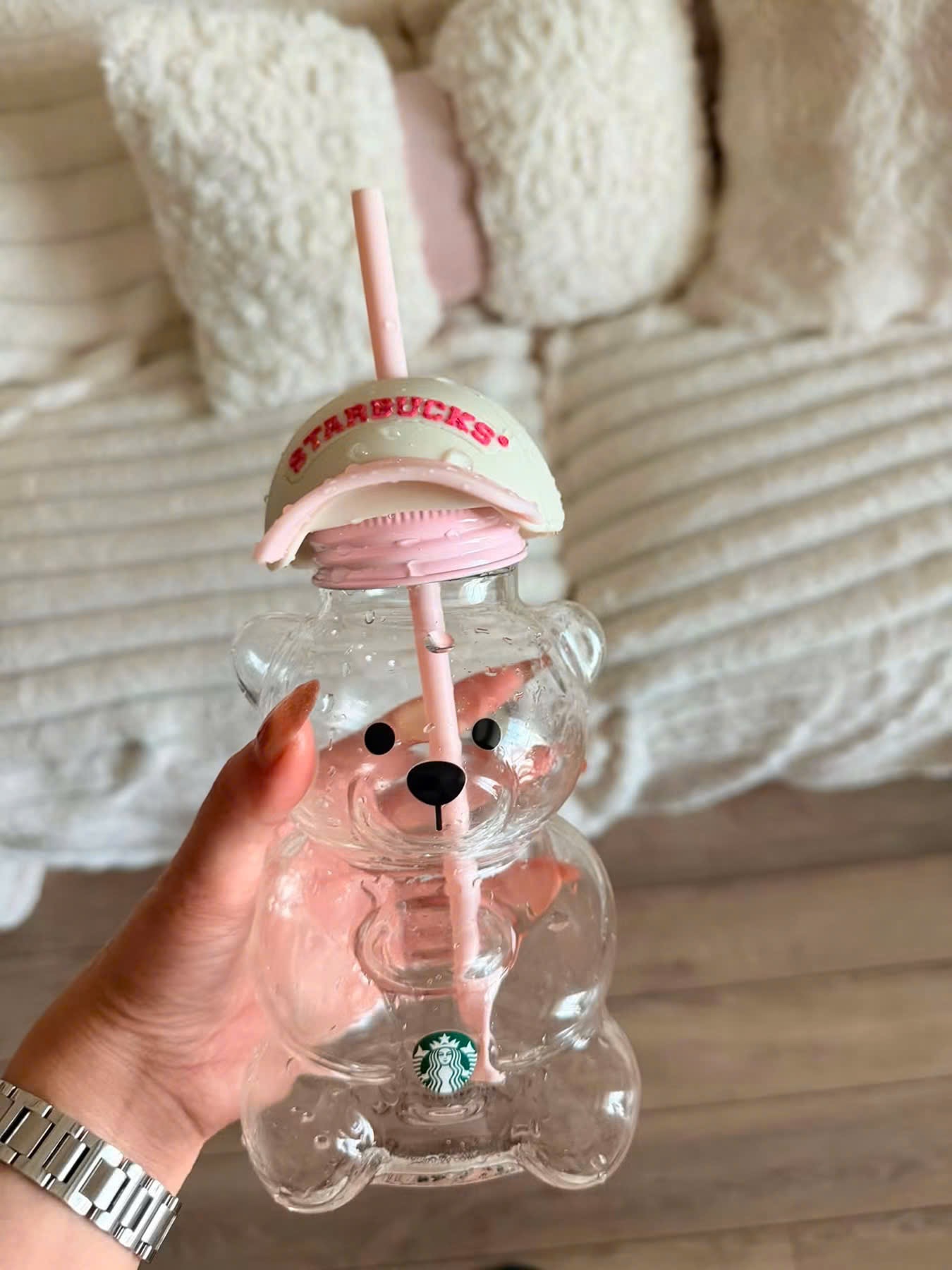 CỐC STB GẤU DÂU CHARM MŨ