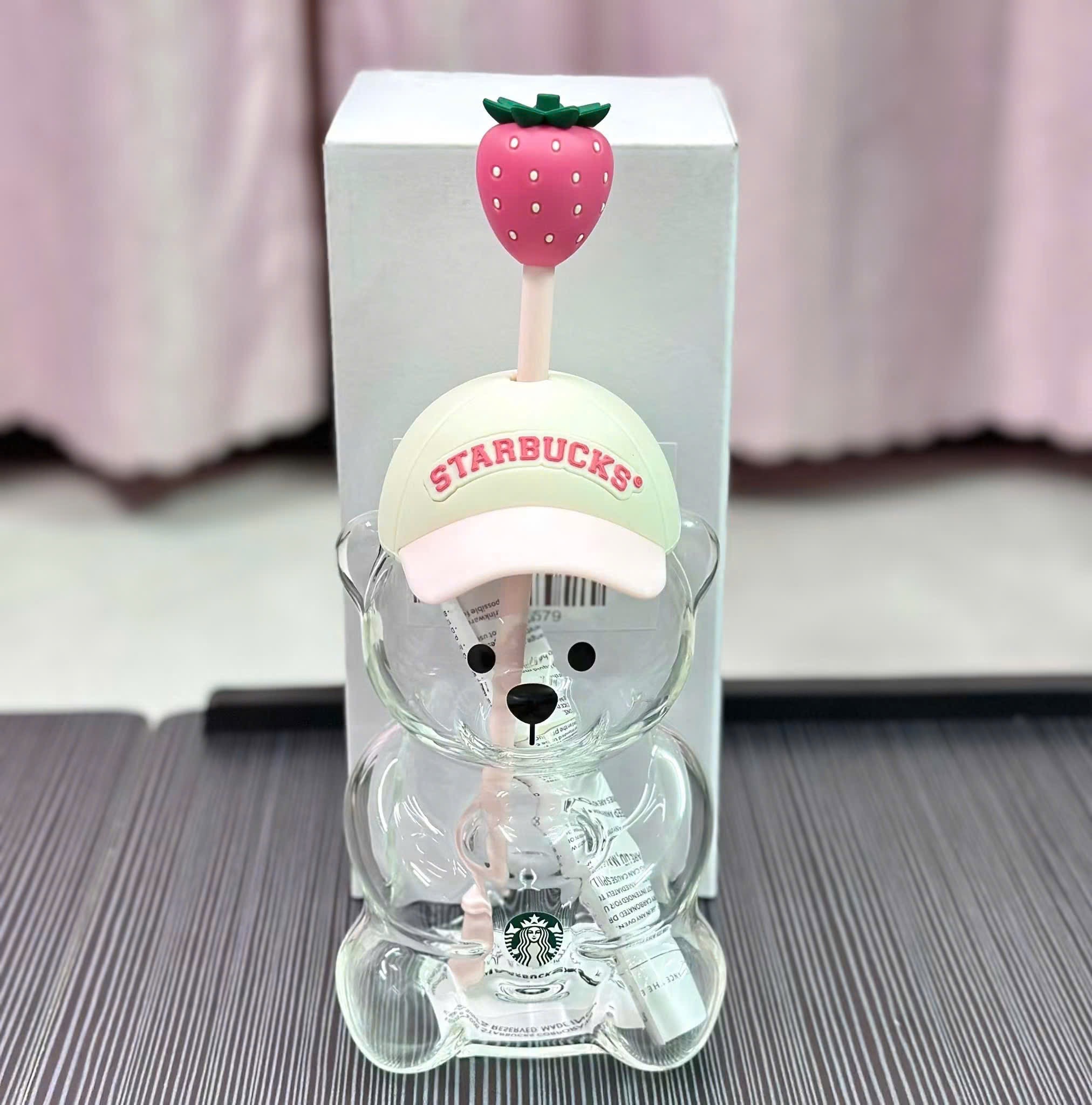 CỐC STB GẤU DÂU CHARM MŨ