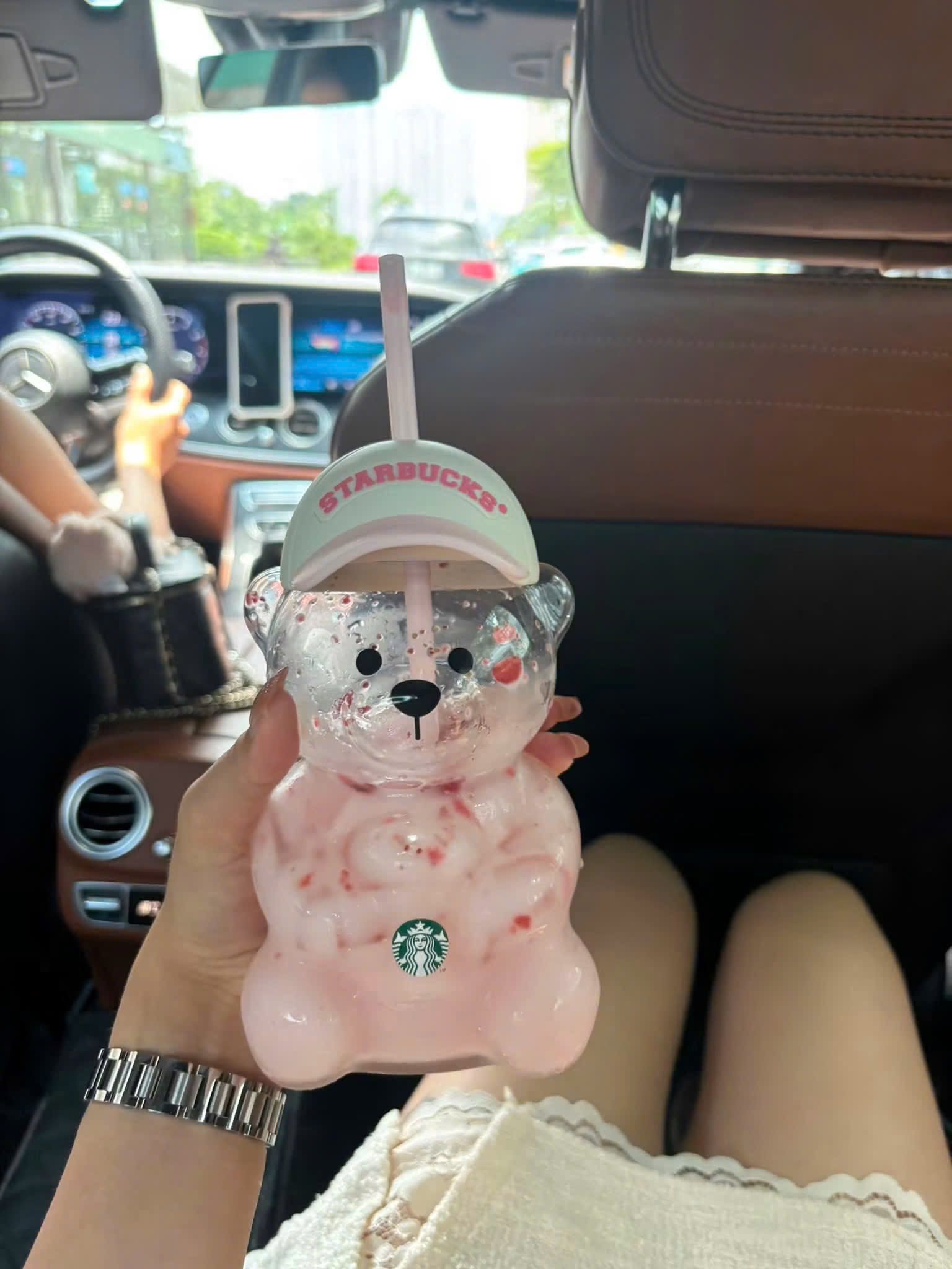 CỐC STB GẤU DÂU CHARM MŨ