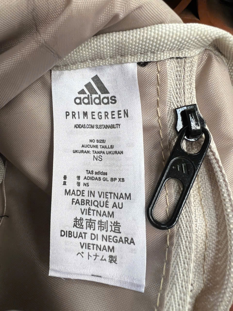 Hàng Auth tuồn - TÚI DAS ĐEN ĐEO CHÉO TUỒN AUTH