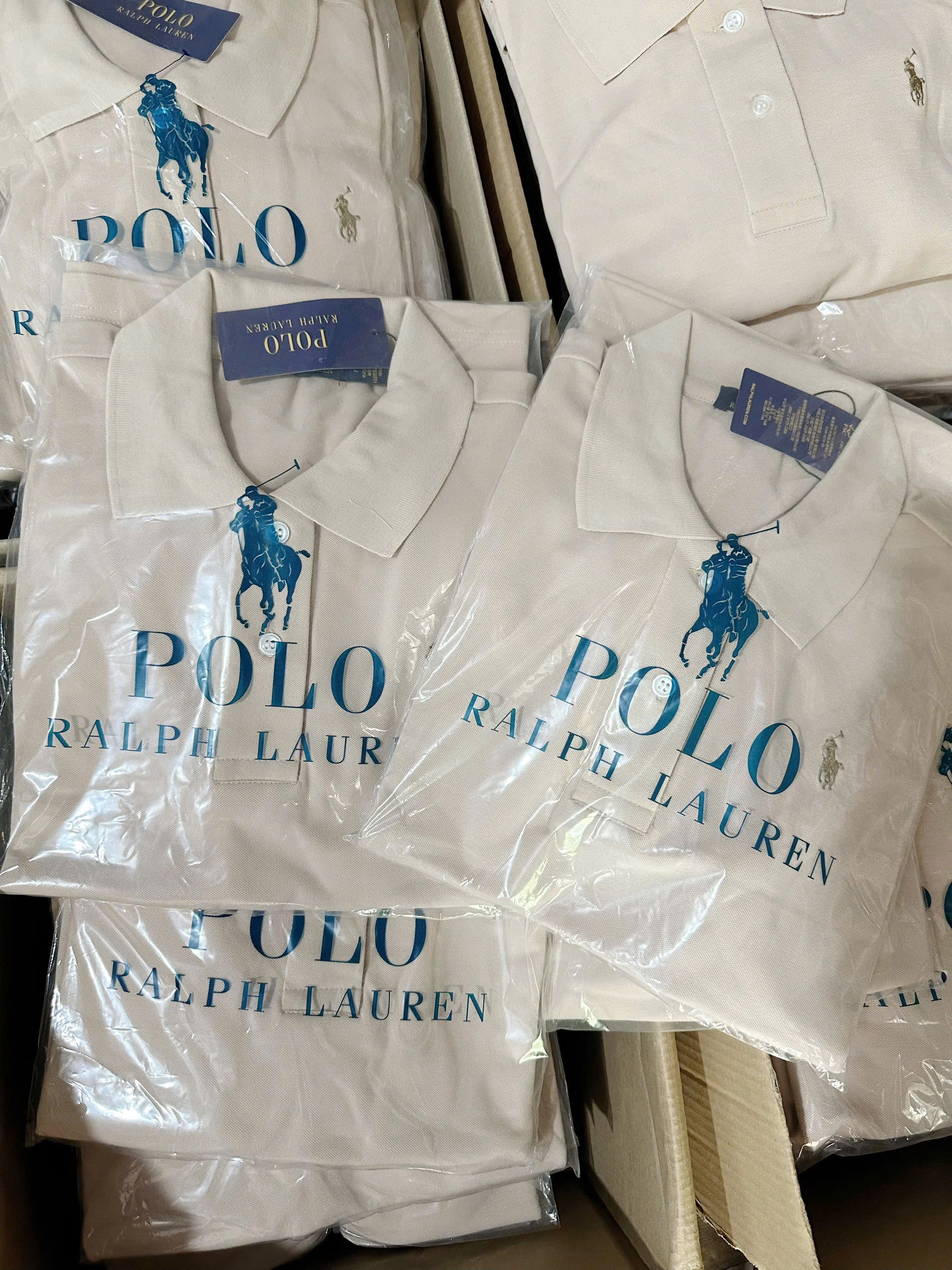 Hàng nhà máy - ÁO POLO THÊU NGỰA MÀU BE TRÀ SỮA XUẤT DƯ