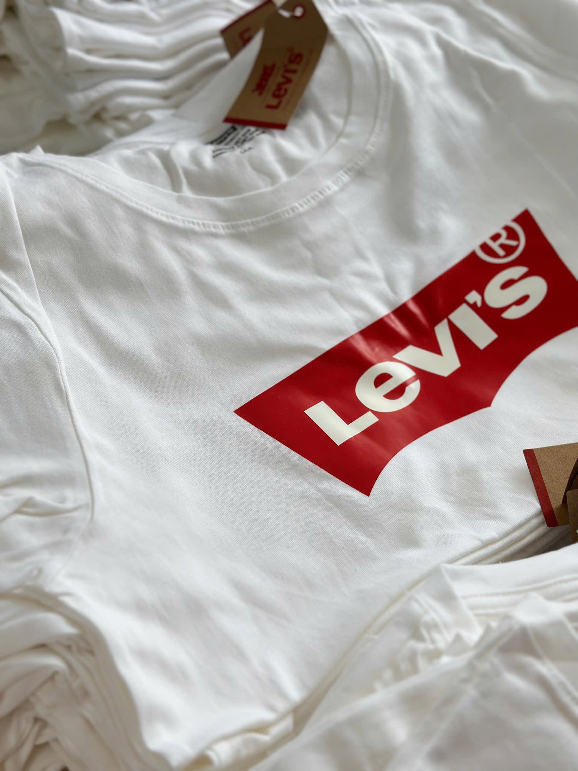Hàng nhà máy - ÁO PULL CỘC LEVIS TRẮNG - random hình