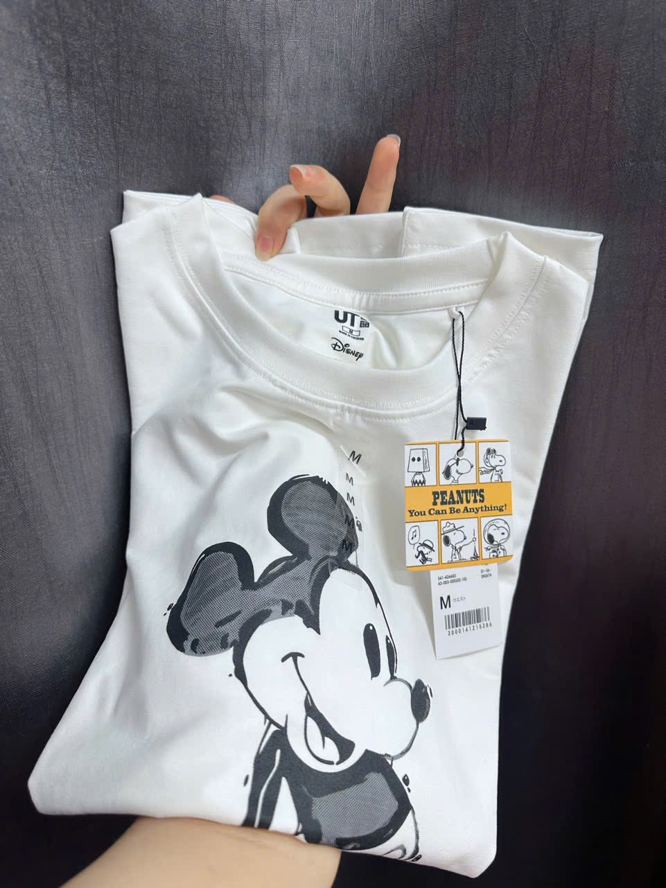 Hàng nhà máy - ÁO PULL CỘC MICKY UNI TRẮNG TUỒN XỊN