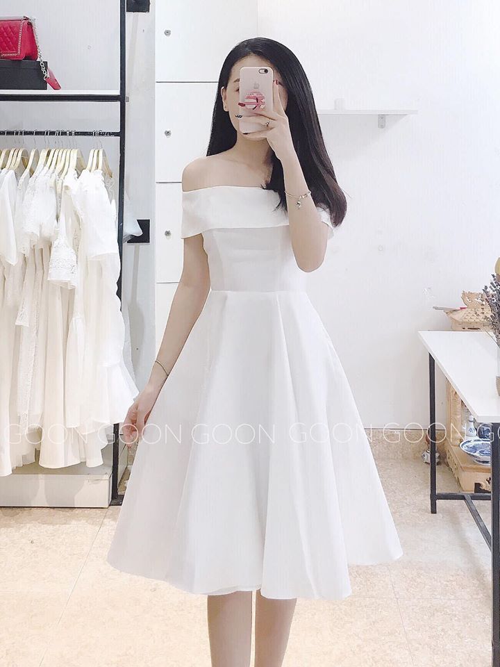 Dress  taffta cổ gấp