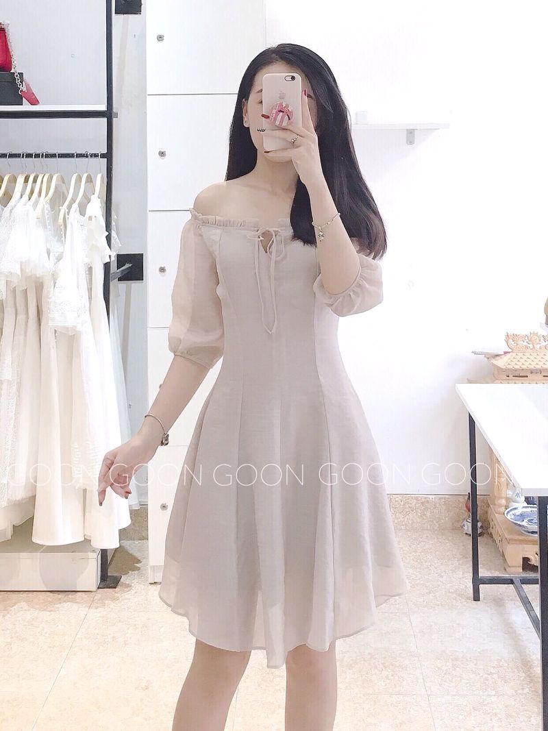 Dress Tơ Trễ Vai