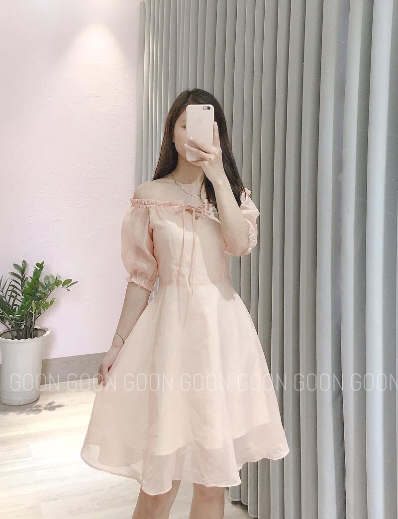 Dress Tơ Trễ Vai