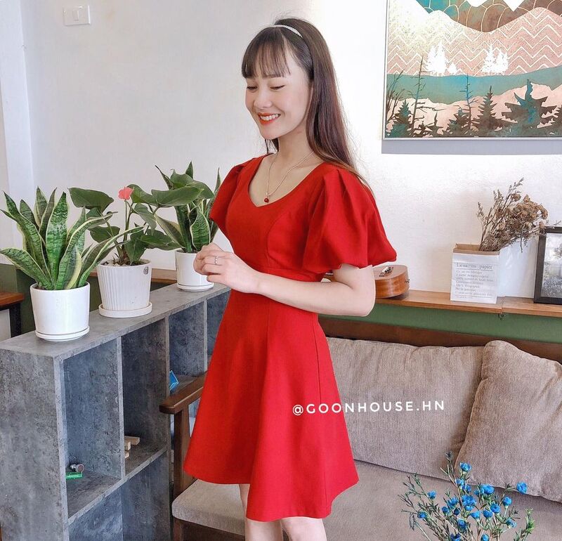 Dress Tay Bồng Cổ Tim