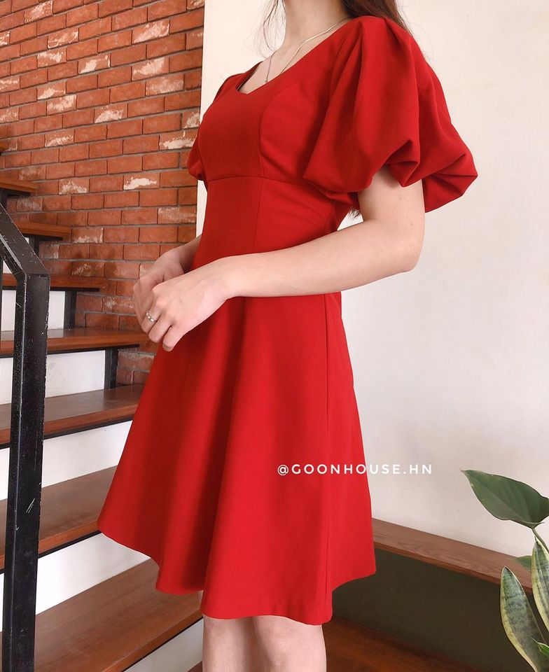 Dress Tay Bồng Cổ Tim