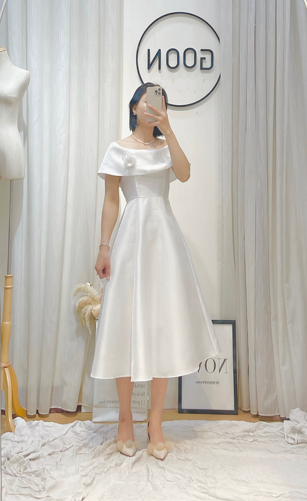 Dress Cổ Gấp Hoa Trà