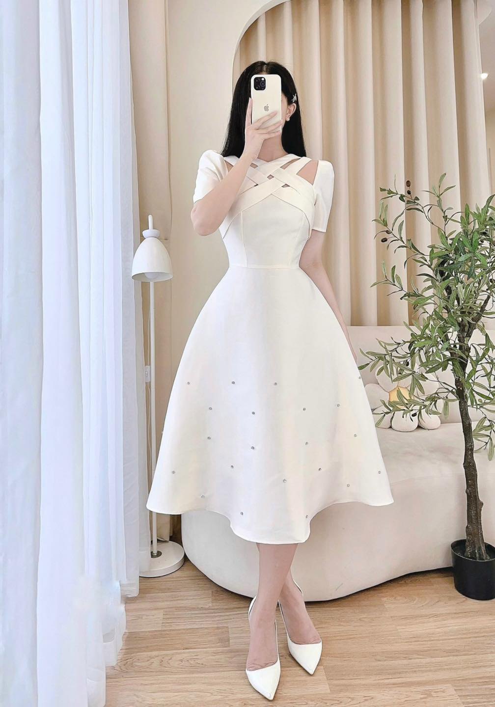 Dress Tafta Cổ Đan