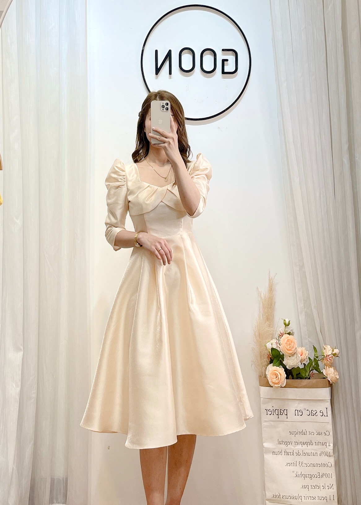 Dress Clanis
