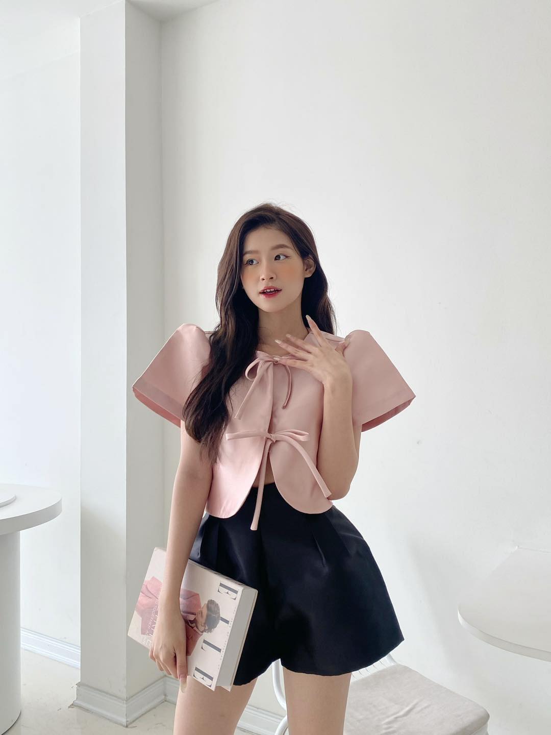 Quần Sóc Taffta