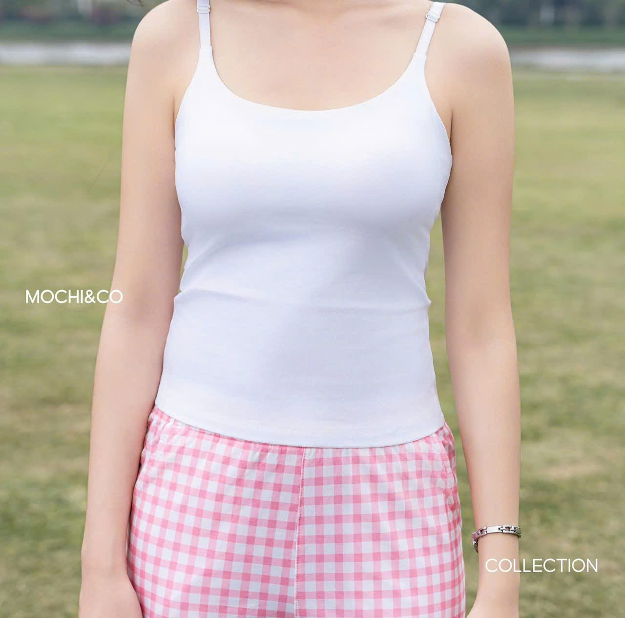 NGOT-NGAO-DEN-MUC-KHONG-THE-KHONG-YEU-MOCHI-amp-CO--1.jpg
