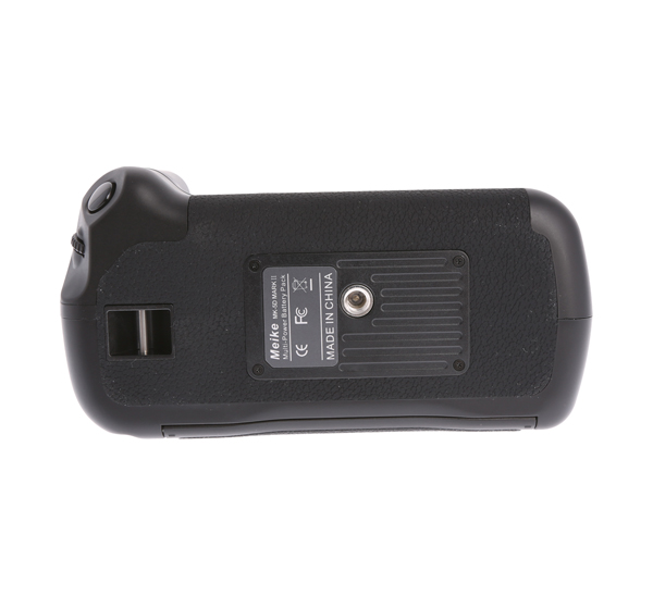 Meike battery grip for Canon 7D mark II