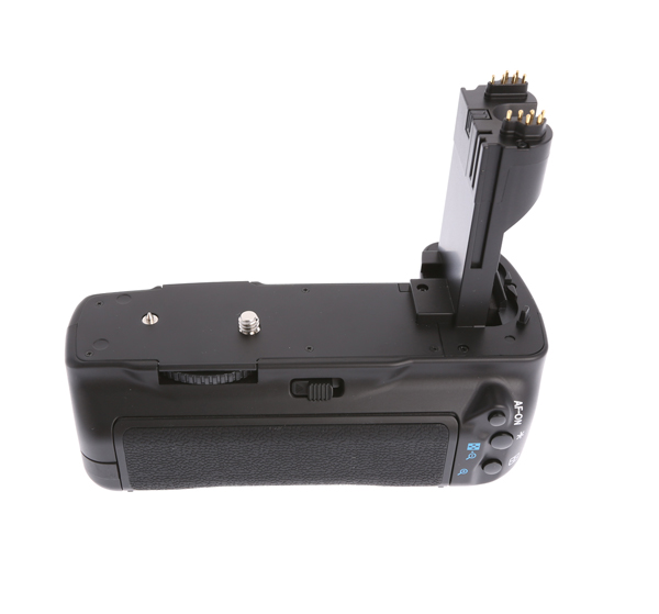 Meike battery grip for Canon 7D mark II