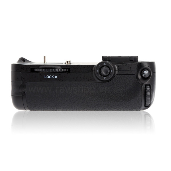 Meike battery grip for Nikon D7100 - 2.4 Ghz LCD timelapse remote