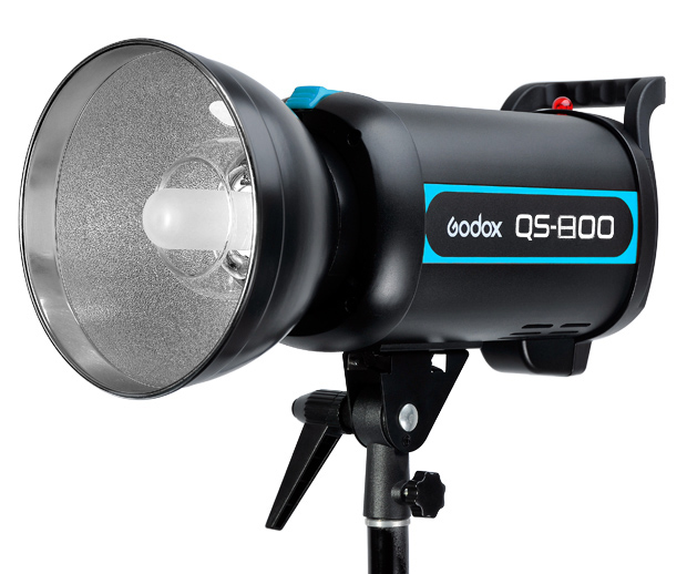 Đèn Studio GODOX QS300II