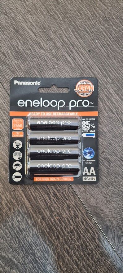 Pin AA ENELOOP Pro 2550mAh - Panasonic BK-3HCCE/4BT - Chính hãng Panasonic Việt Nam phân phối - full VAT - vỉ 4 viên