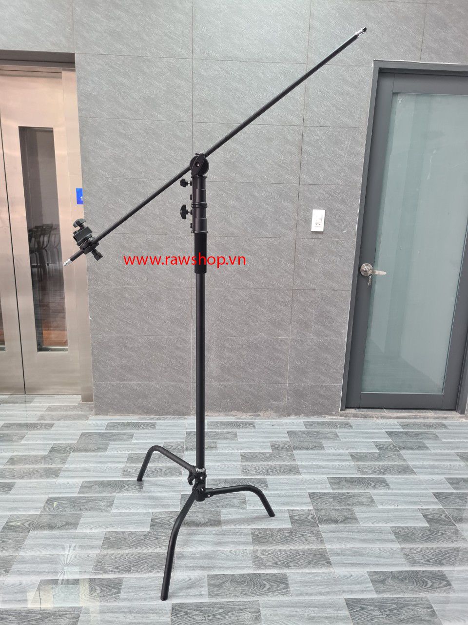 Chân đèn C stand CK1 SPECIAL BLACK (bộ bao gồm 2 grip head và 1 thanh ngang)