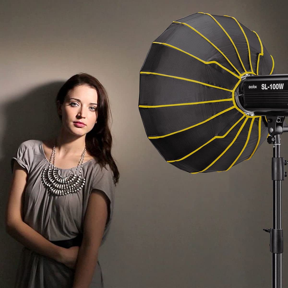 Nicefoto Quick parabolic softbox 16k - đường kính 60cm - Thao tác nhanh - có lưới tổ ong