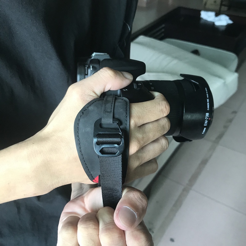 Handstrap Profocus cao cấp, điều chỉnh độ dài nhanh chóng