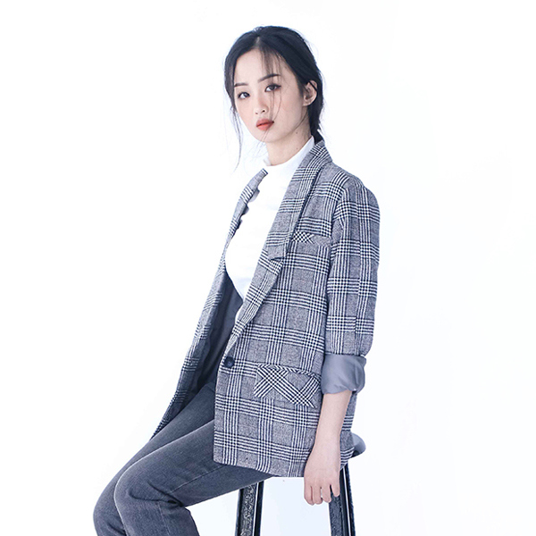 Áo Blazer mix với quần jean