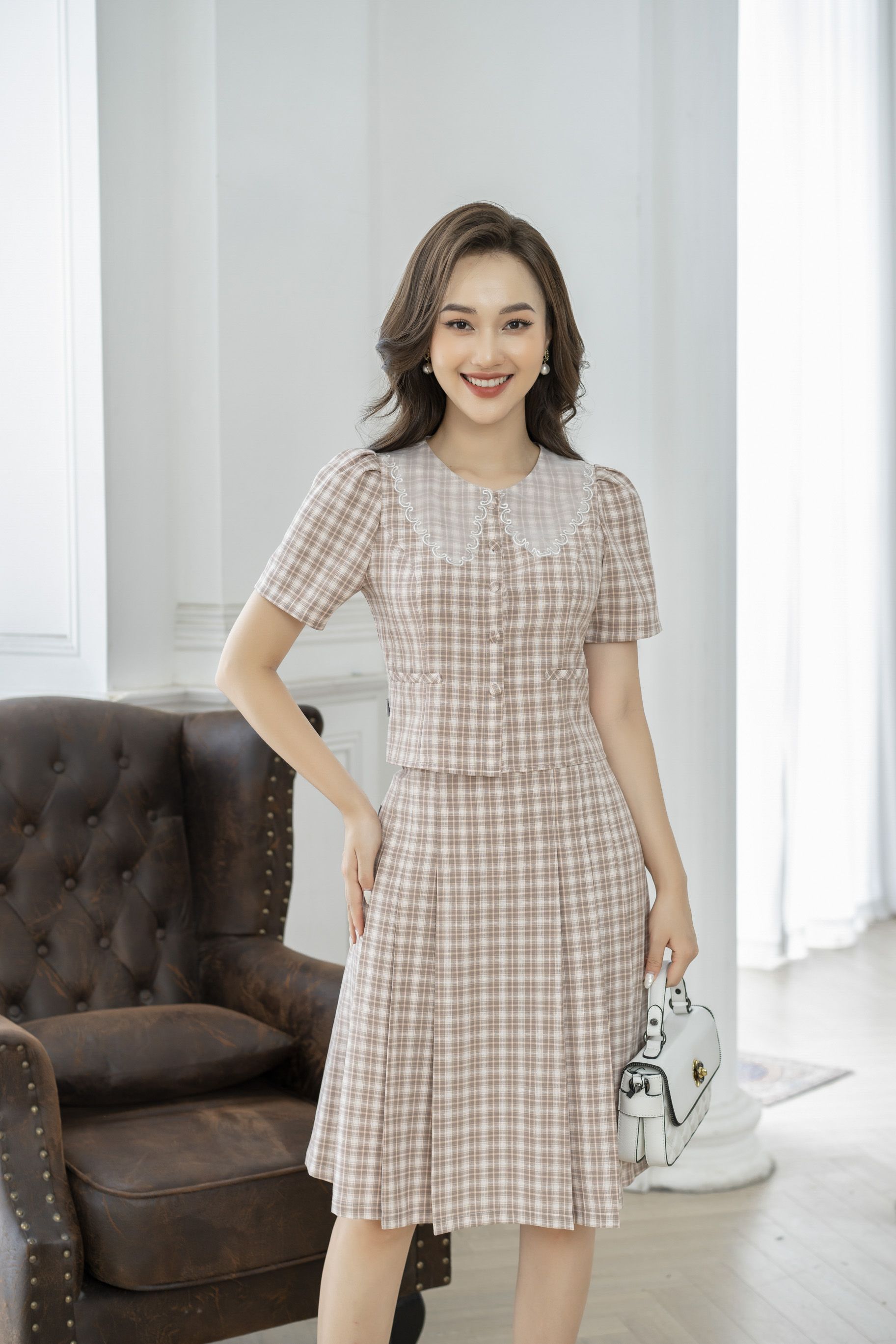 Váy Bầu Công Sở Đầm Bầu Dáng Suông Kẻ Caro Đen Trắng freesize từ 45-75kg |  Lazada.vn