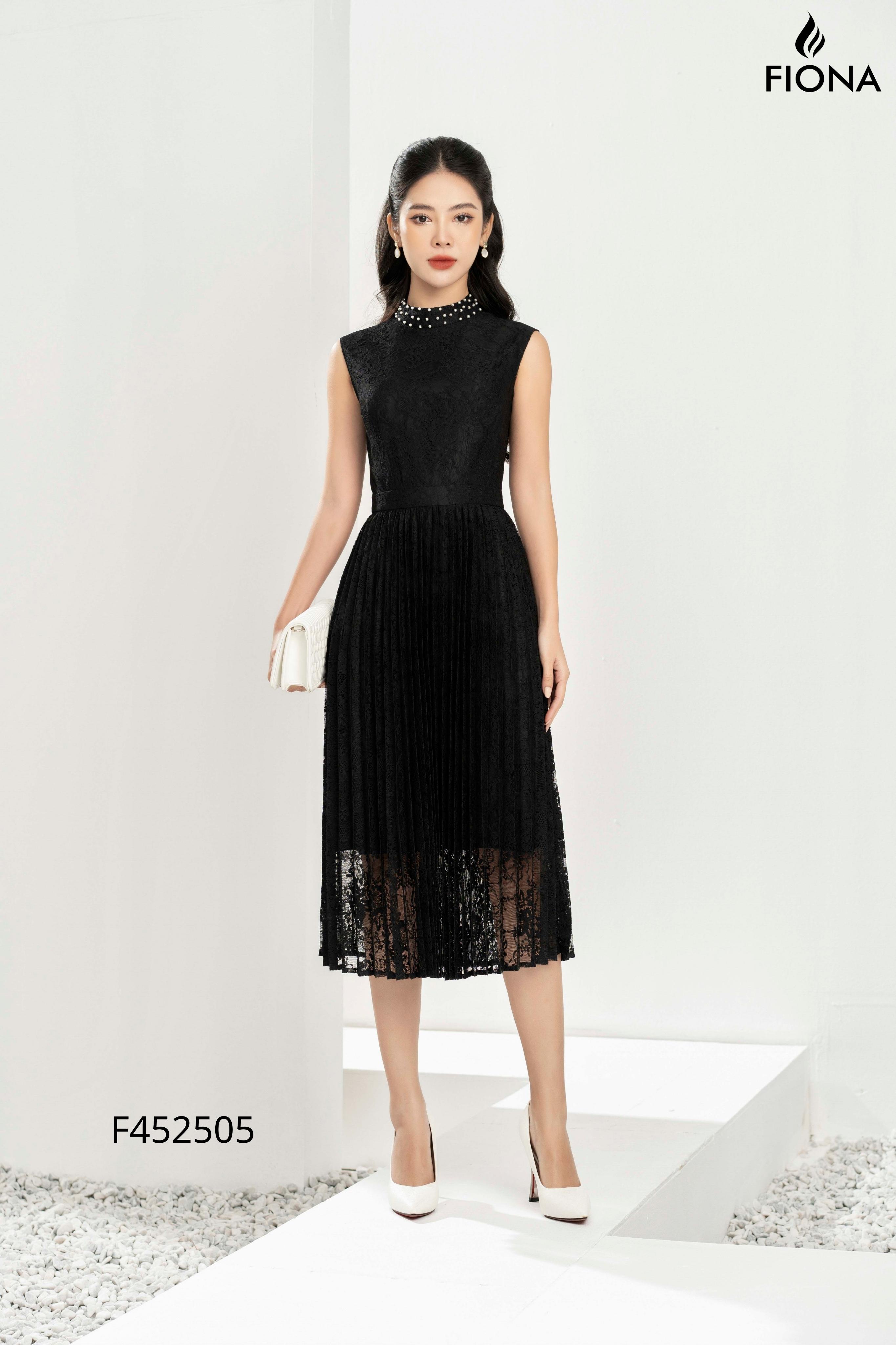 Chân váy ren thêu nổi dáng xòe CV03-13 | Thời trang công sở K&K Fashion