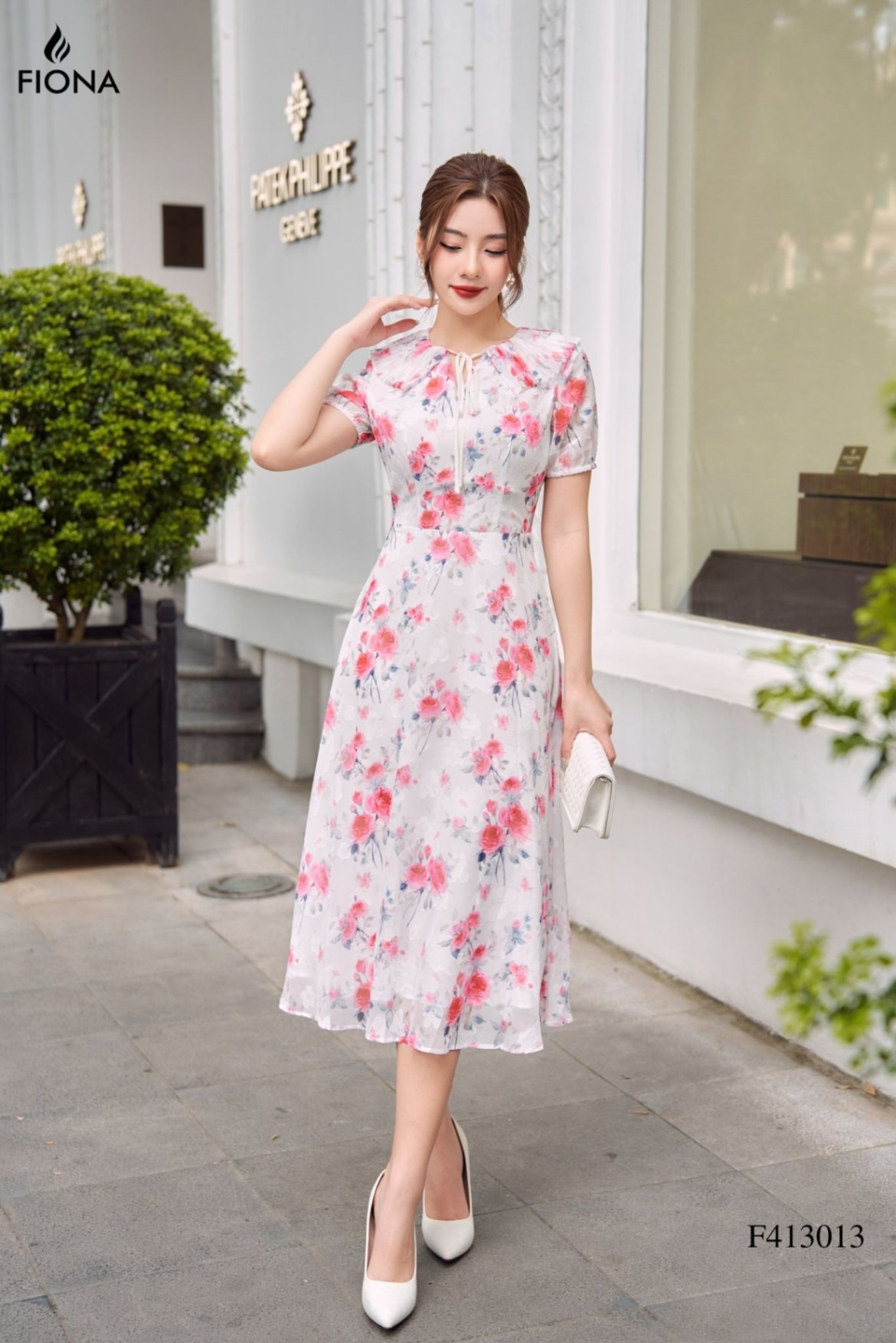 Set họa tiết hoa hồng áo vest croptop phối váy ngắn chữ A - LaKing House