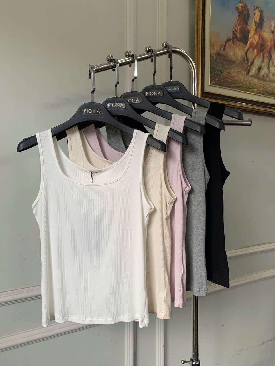 Áo cotton sát nách, cổ vuông, Freesize