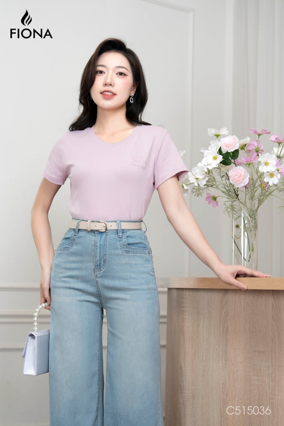 Áo cotton dáng suông, ngực thêu trang trí, tay ngắn, Freesize