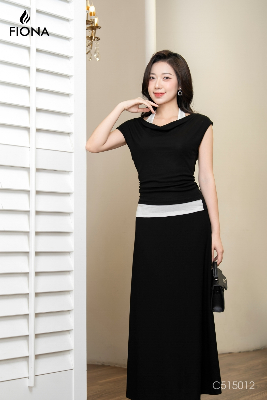 Áo cotton dáng ôm, cổ đổ, phối màu 2 lớp thân trước, Freesize