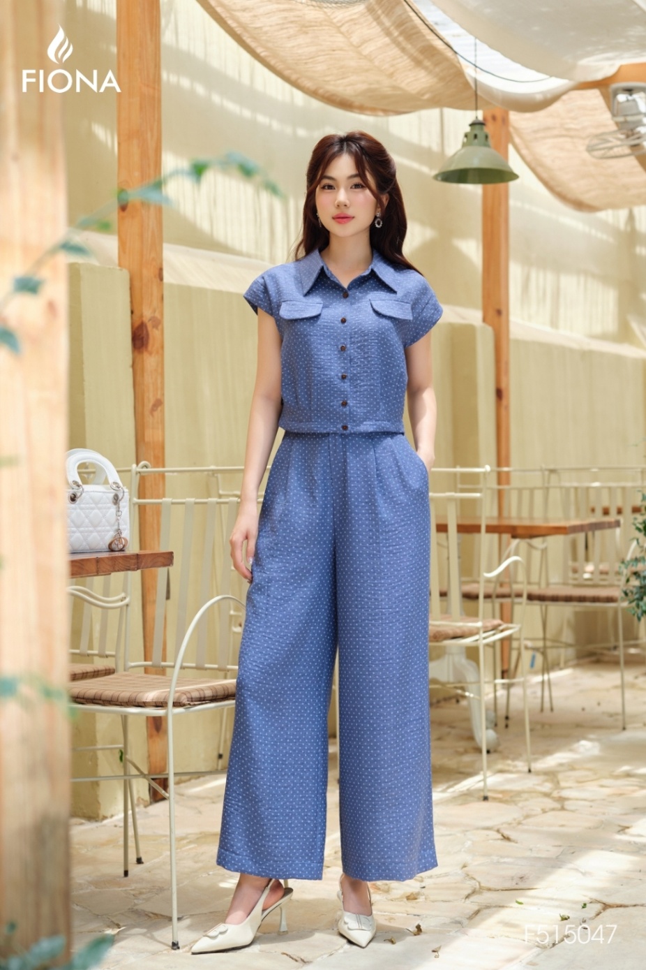 Áo sơ mi chấm bi dáng croptop, cổ đức (Set bộ cứng F315023)