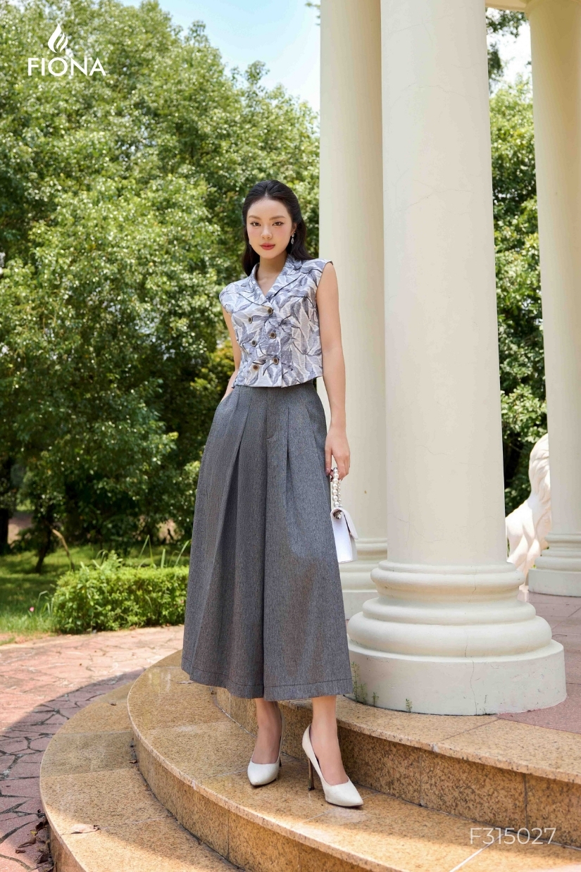 Quần dáng suông xếp ly