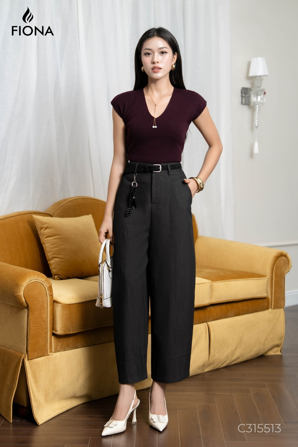 Quần dáng suông kaki linen, thân trước bổ mảnh